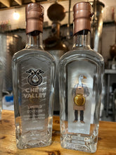 Load image into Gallery viewer, Limited Edition Festive Pear Gin 70cl 43%
